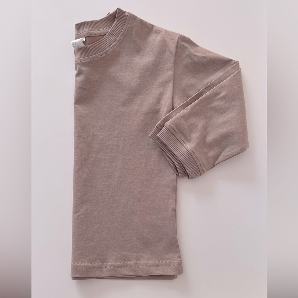 H&M kid’s 100% cotton jersey long sleeve t-shirt, tan, size 2-3,